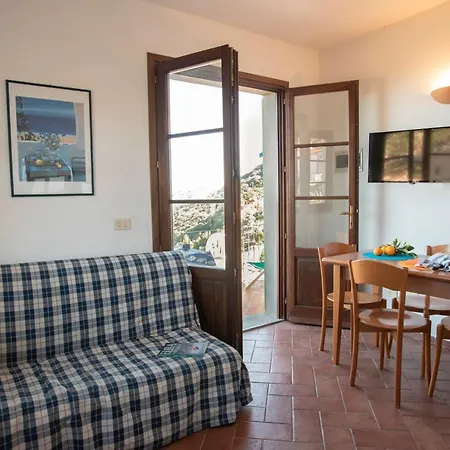 Borgo Patresi Mare 1 *