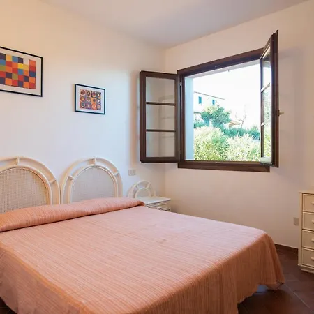 Apartment Borgo Patresi Mare 1 *